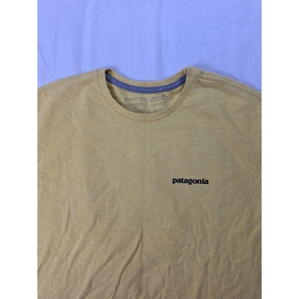 Patagonia Shirt Mens Medium Yellow Responsibili-Tee Back Logo Graphic Tee Hiking